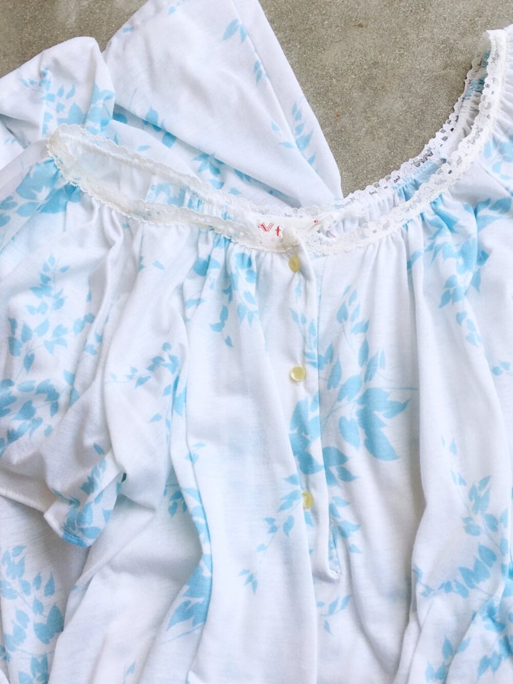 Vintage Floral Blue and White Nightgown